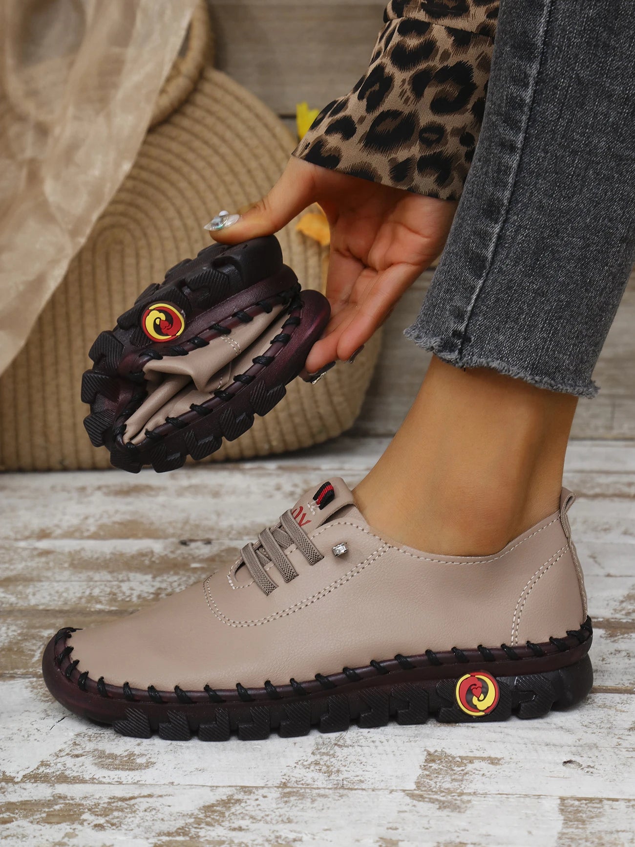 HOMELOVER™ Wygodne Ręcznie szyte buty z wyjątkowo miękką podeszwą wodoodporne